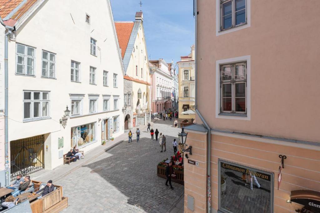 Old Town Square Residence Talin Exterior foto