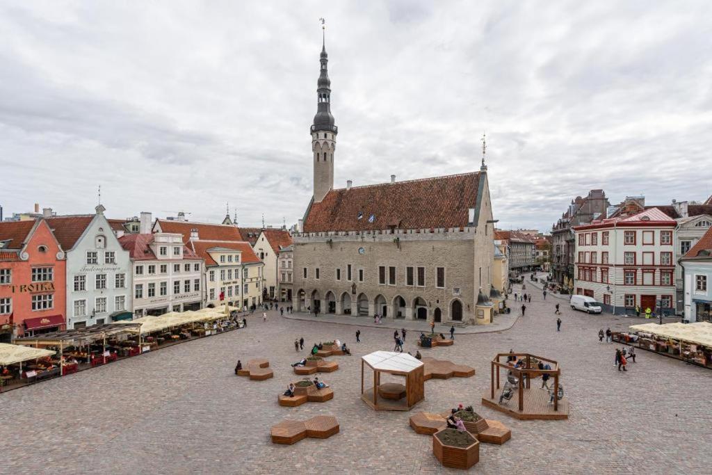 Old Town Square Residence Talin Exterior foto